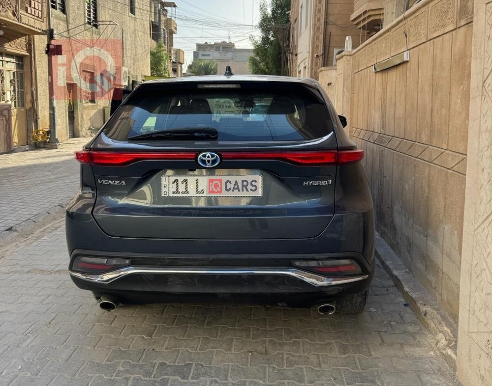 تۆیۆتا ڤێنزا